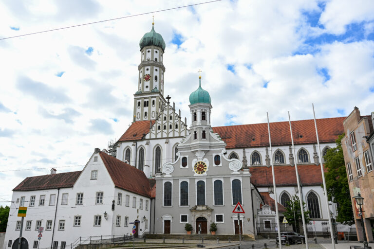 Evangelisch St. Ulrich und Afra und Katholische Basilika St. Ulrich und Afra