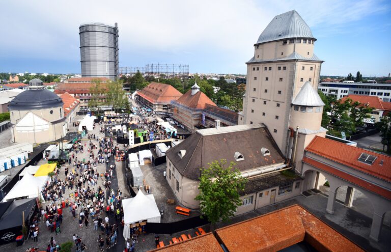 Oberhausen Gaswerk 
Modularfestival 2019 

Stadtwerke
swa