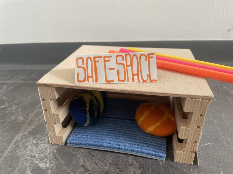 SAFE SPACE / SICHERER ORT